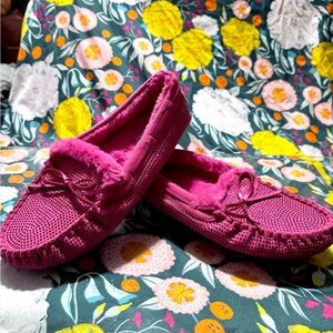 Torrid size 10 sparkle slippers!